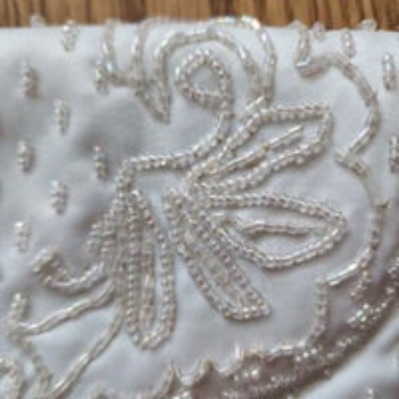Ivory ecru beaded purse - Picture 4 of 6